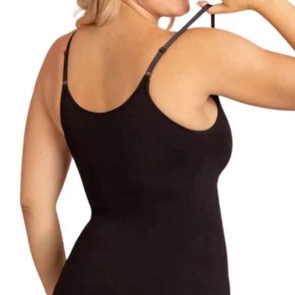 SHAPERMINT NIP $40 All Day Every Day Scoop Neck Cami - Picture 3 of 8